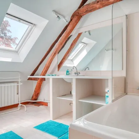 Cozy In Boncourt With Barbeque Holiday home