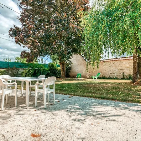 In Boncourt With Private Garden بيت للعطل